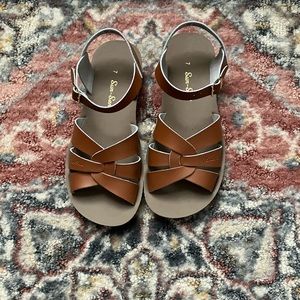 Saltwater Sandals. Size 7